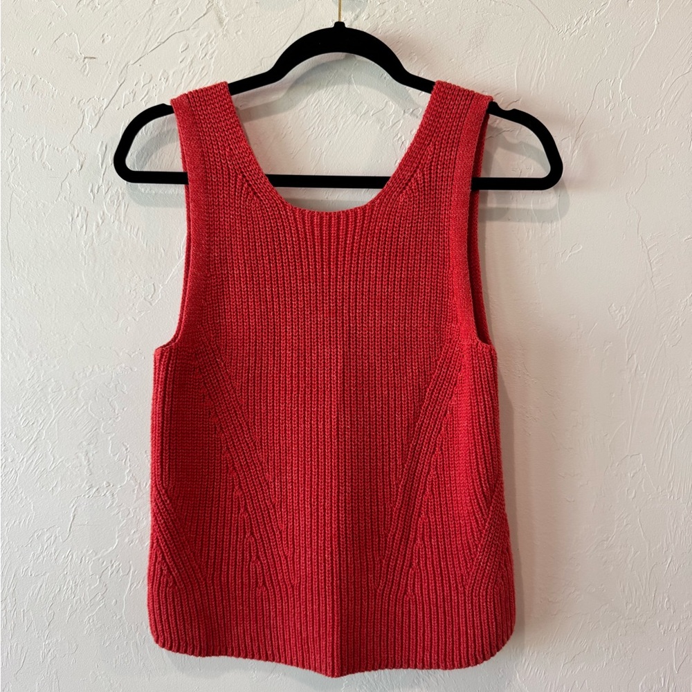 GAP sleeveless sweater tank Red Orange Small knit Vacation ready!